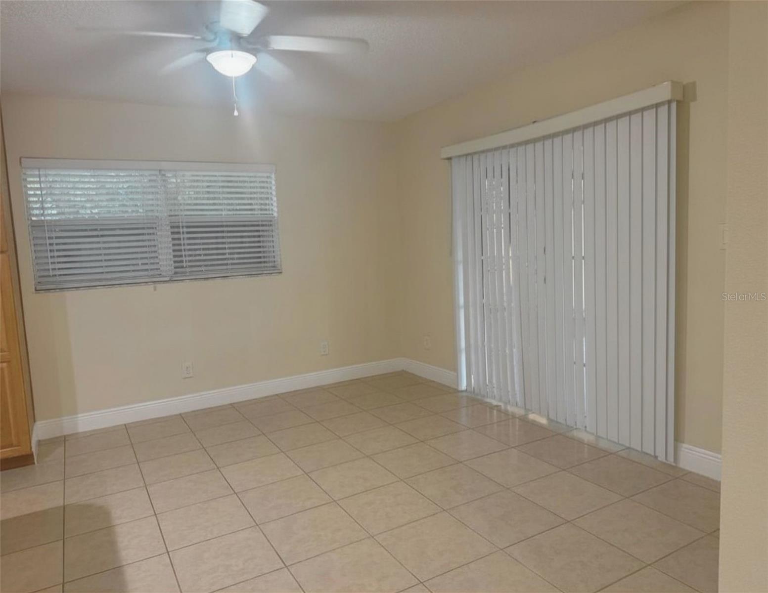 Image 7 of 22 For 10618 Eastview Drive