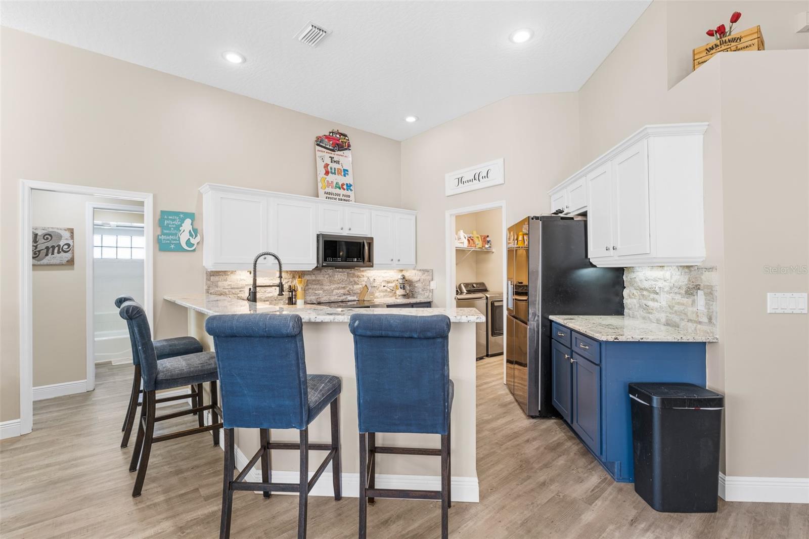 Image 14 of 42 For 1697 Atrium Drive