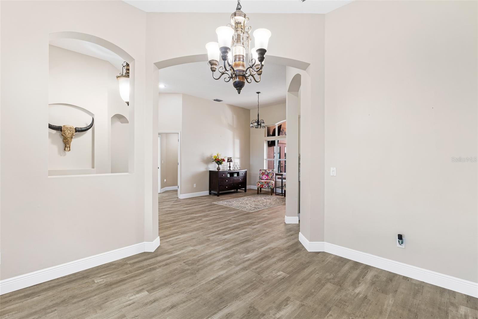 Image 17 of 42 For 1697 Atrium Drive