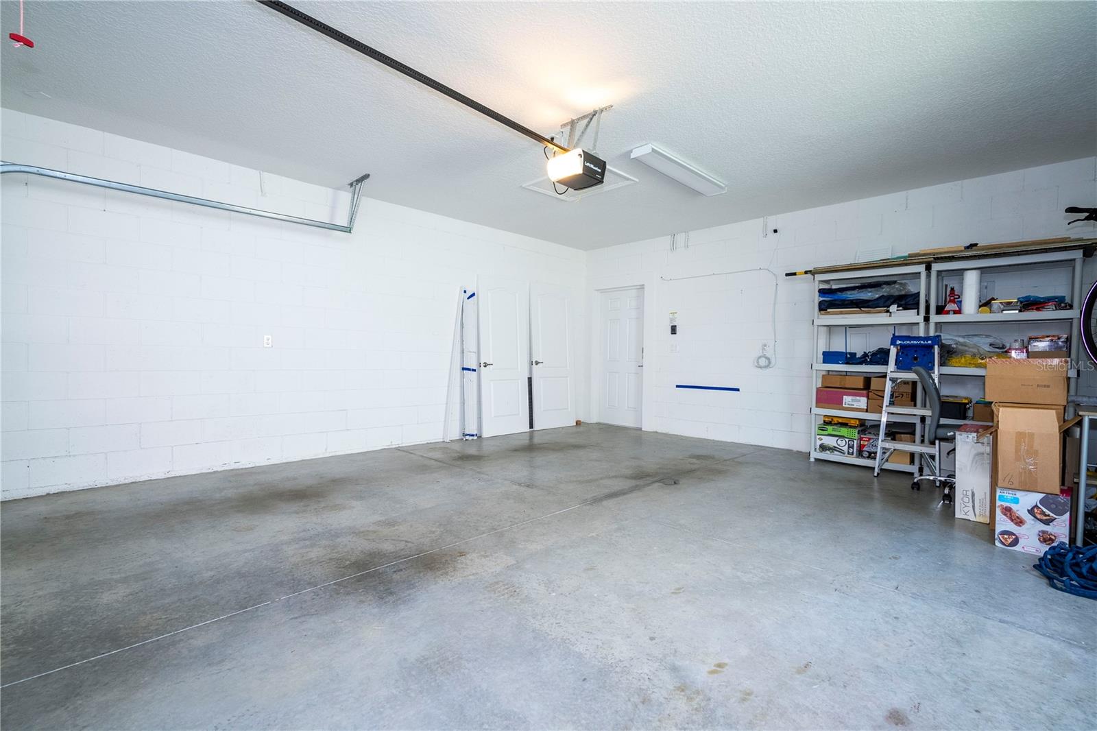 Image 25 of 41 For 15205 Shonan Gold Drive