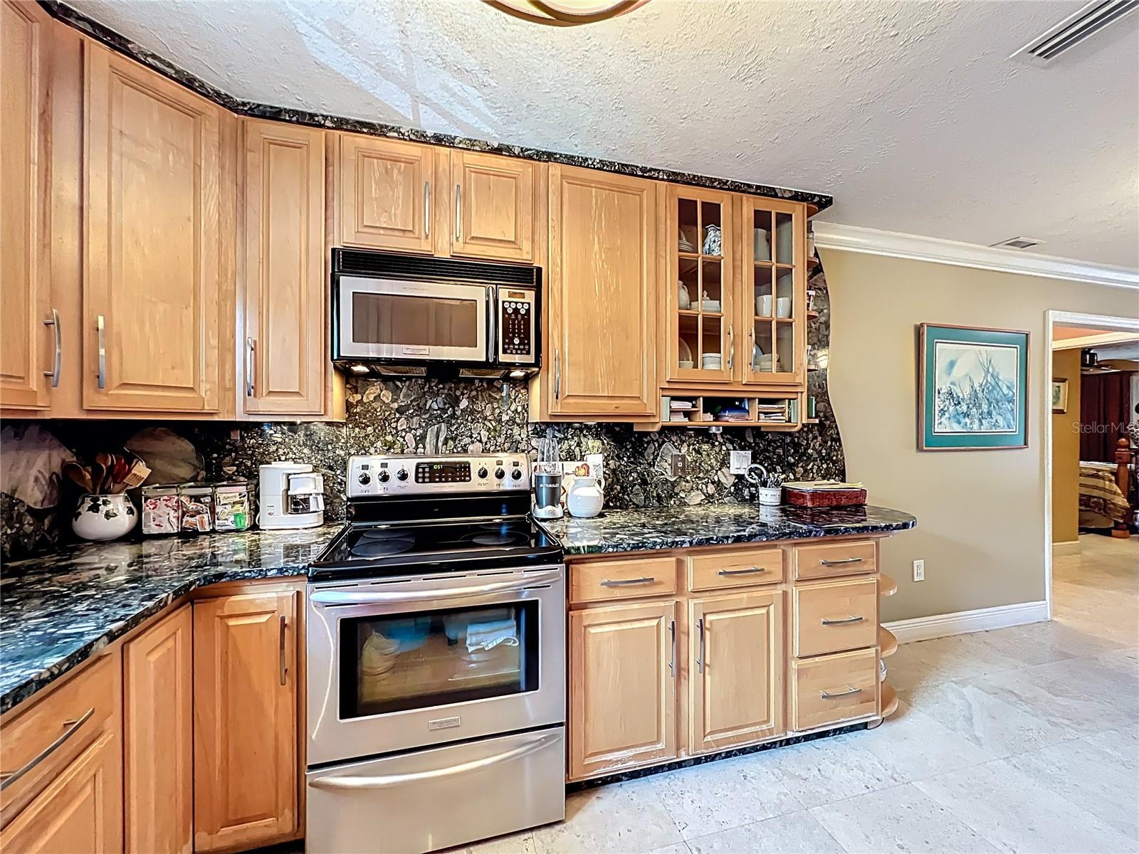 Image 14 of 55 For 4212 Lake Underhill Road 5d11