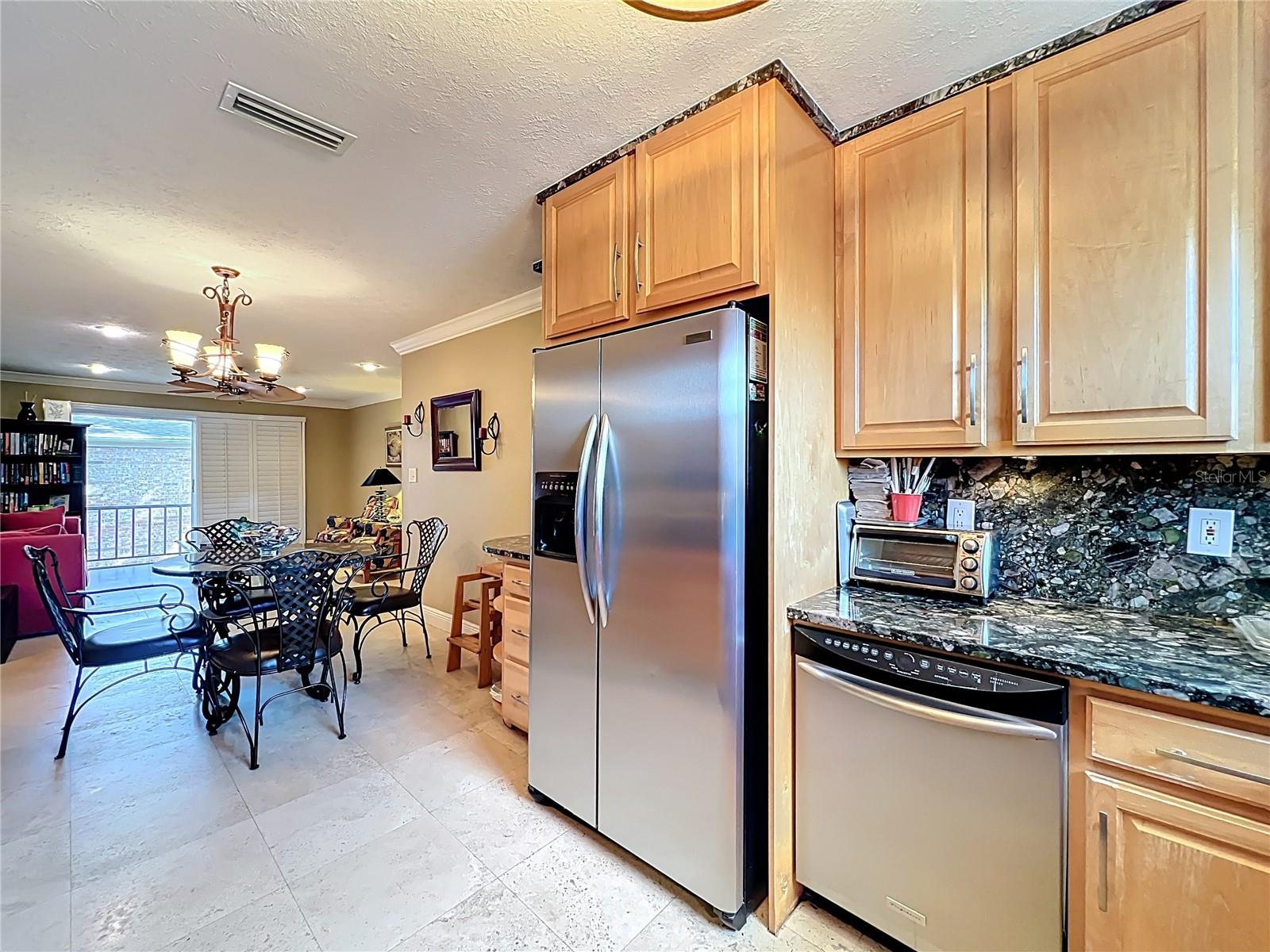 Image 15 of 55 For 4212 Lake Underhill Road 5d11