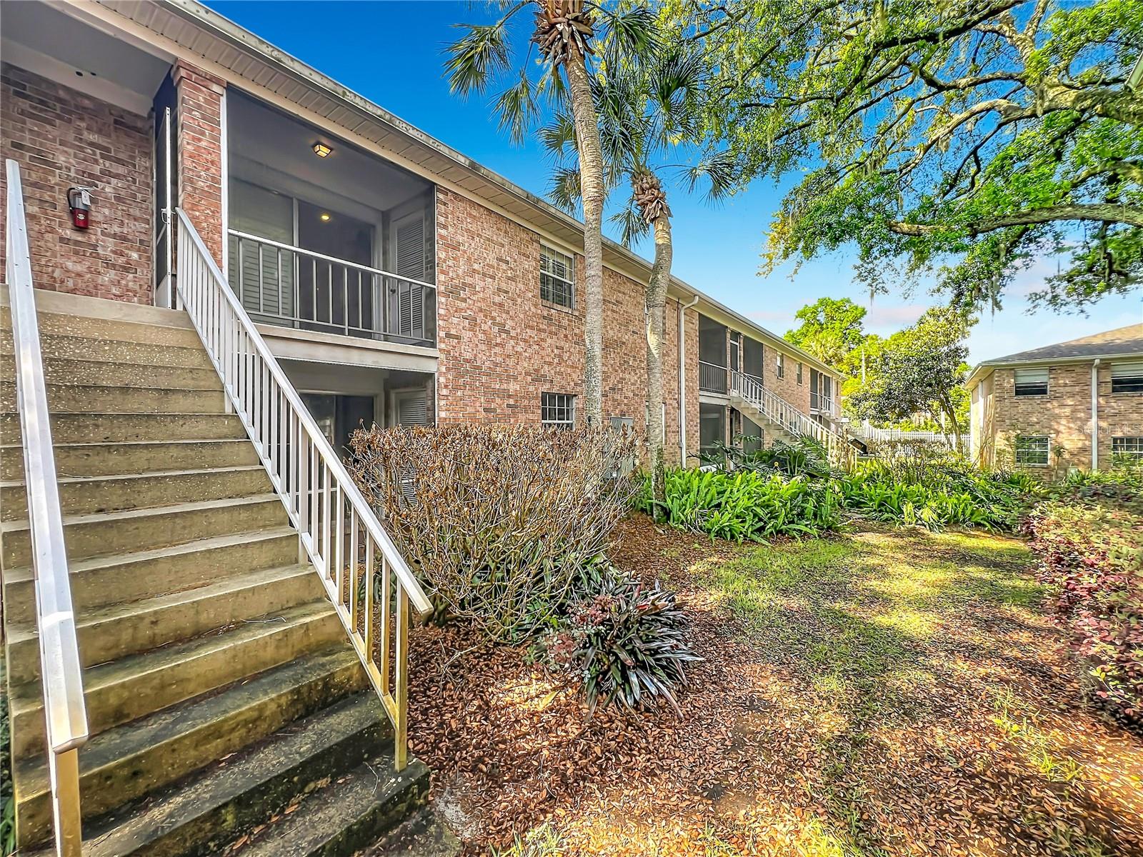 Image 34 of 55 For 4212 Lake Underhill Road 5d11