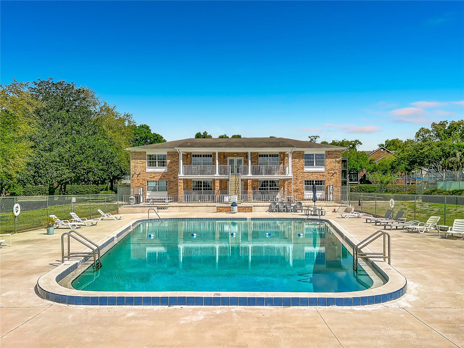 Image 42 of 55 For 4212 Lake Underhill Road 5d11