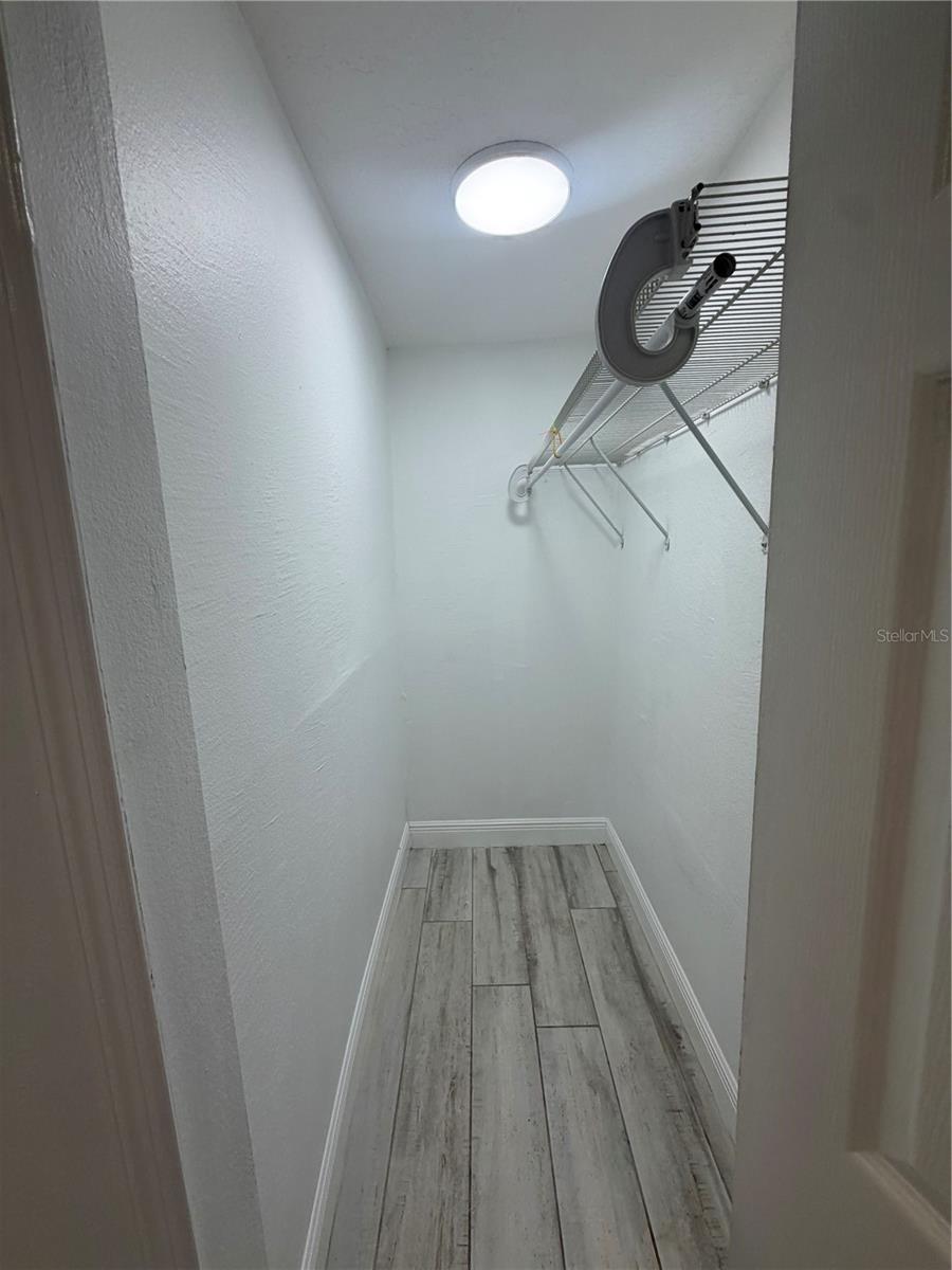 Image 5 of 7 For 810 8th  