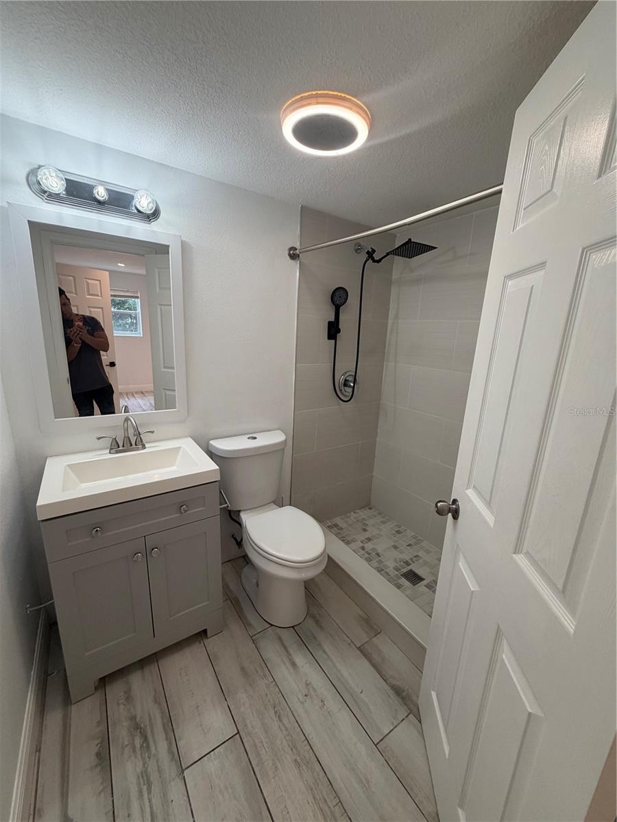 Image 7 of 7 For 810 8th  