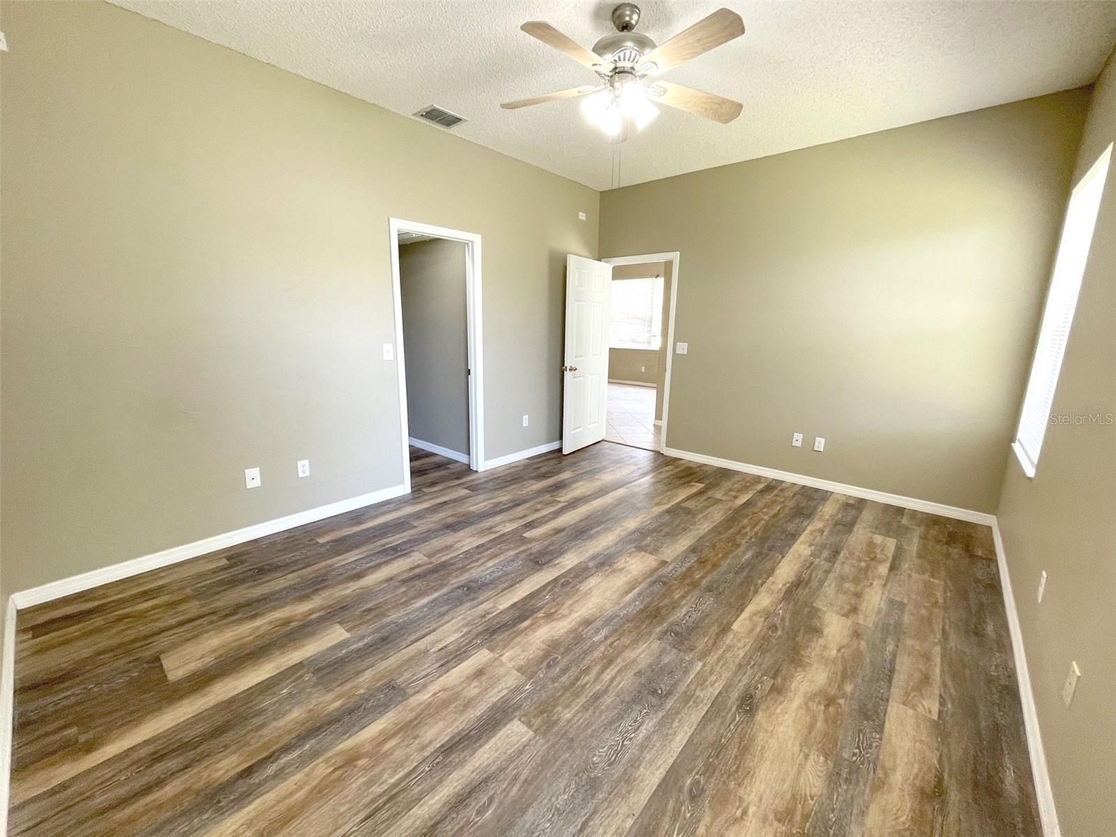 Image 12 of 15 For 12751 Woodbury Oaks Drive