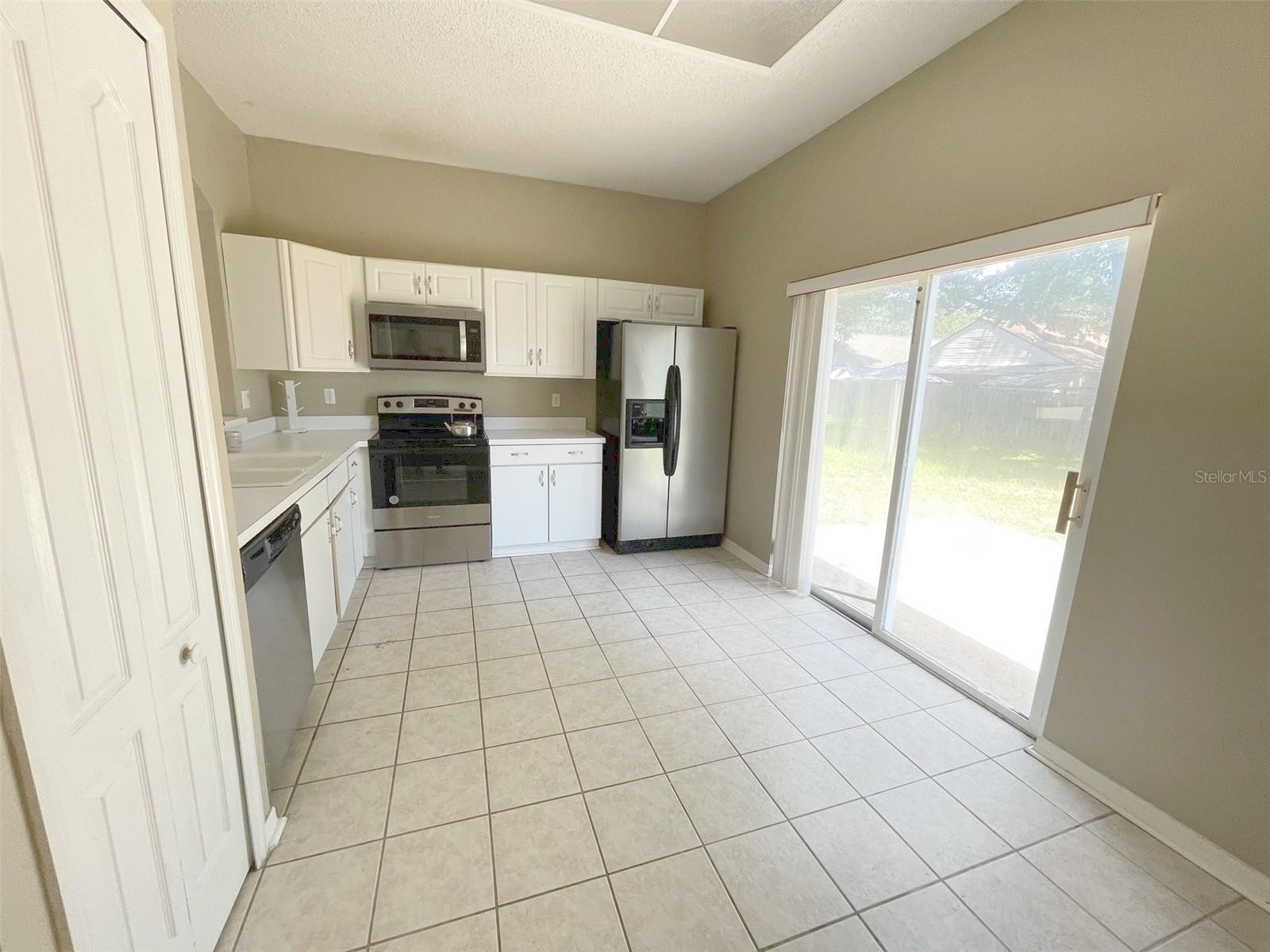 Image 4 of 15 For 12751 Woodbury Oaks Drive