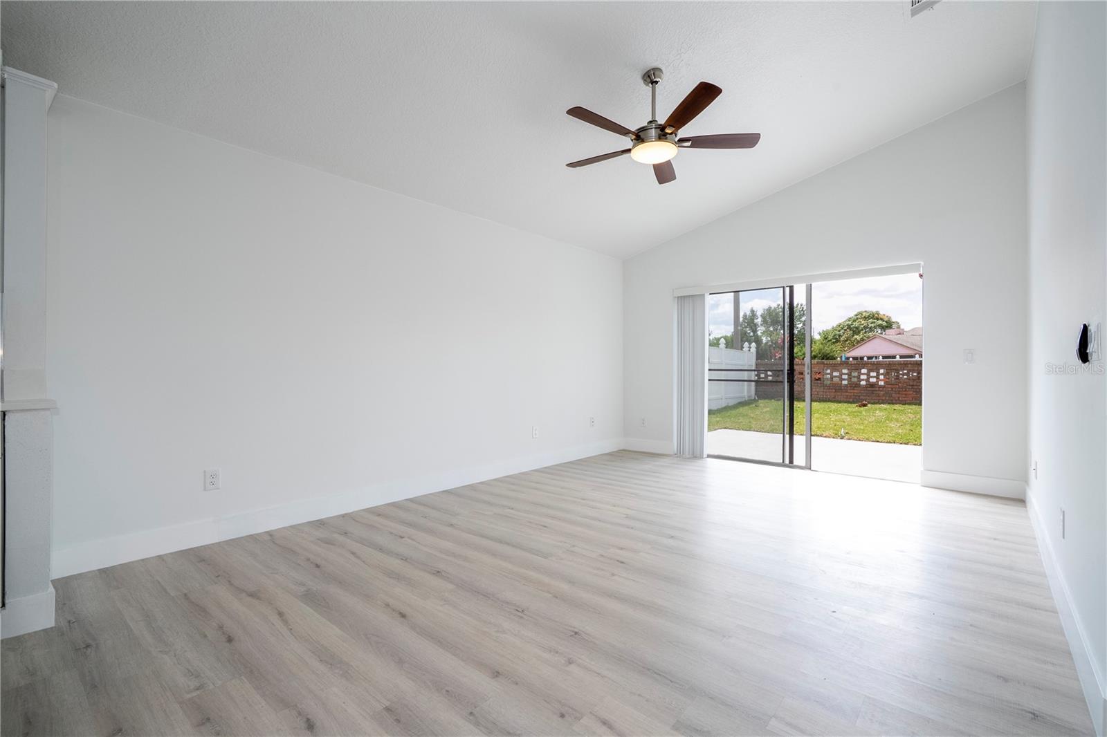 Image 16 of 50 For 2218 Newt Street