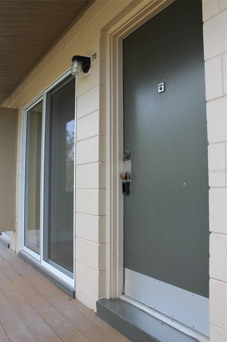 Image 2 of 10 For 138 America Street 38