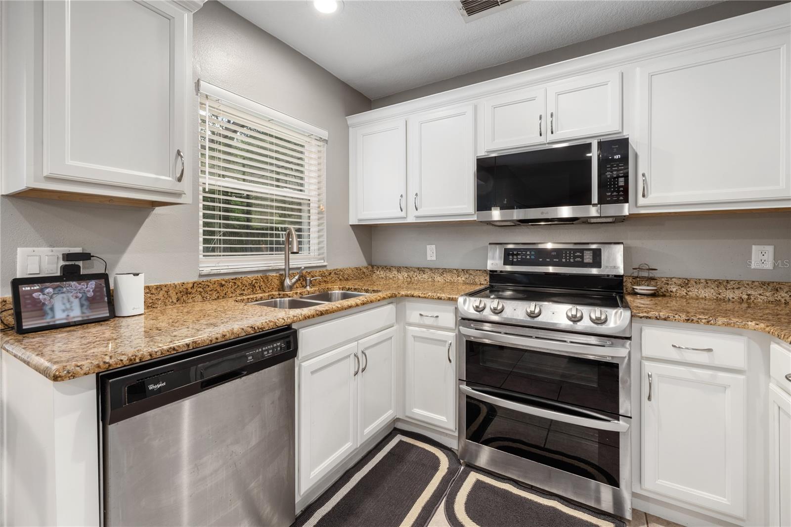 Image 3 of 48 For 1154 Deer Lake Circle