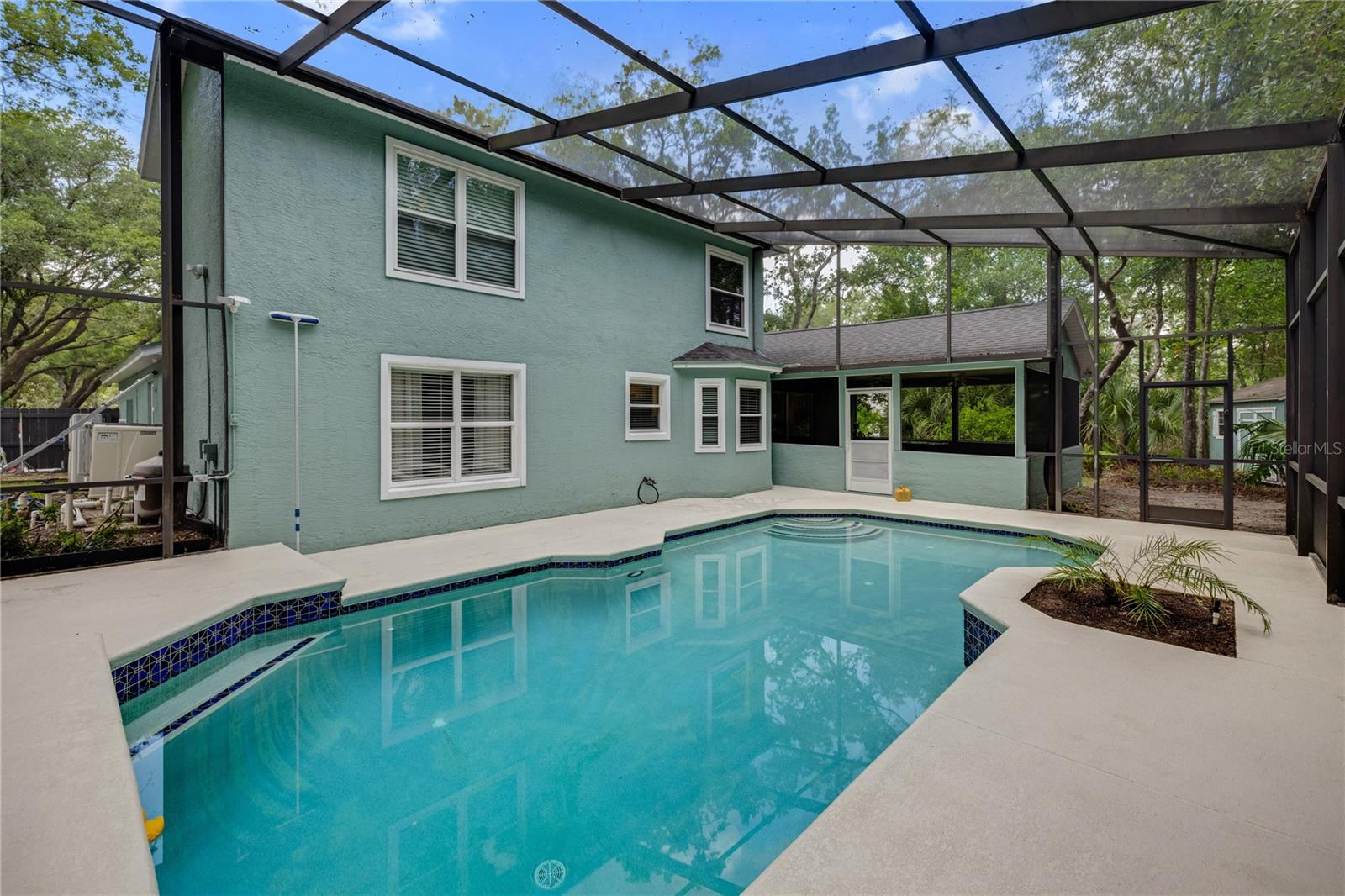 Image 41 of 48 For 1154 Deer Lake Circle