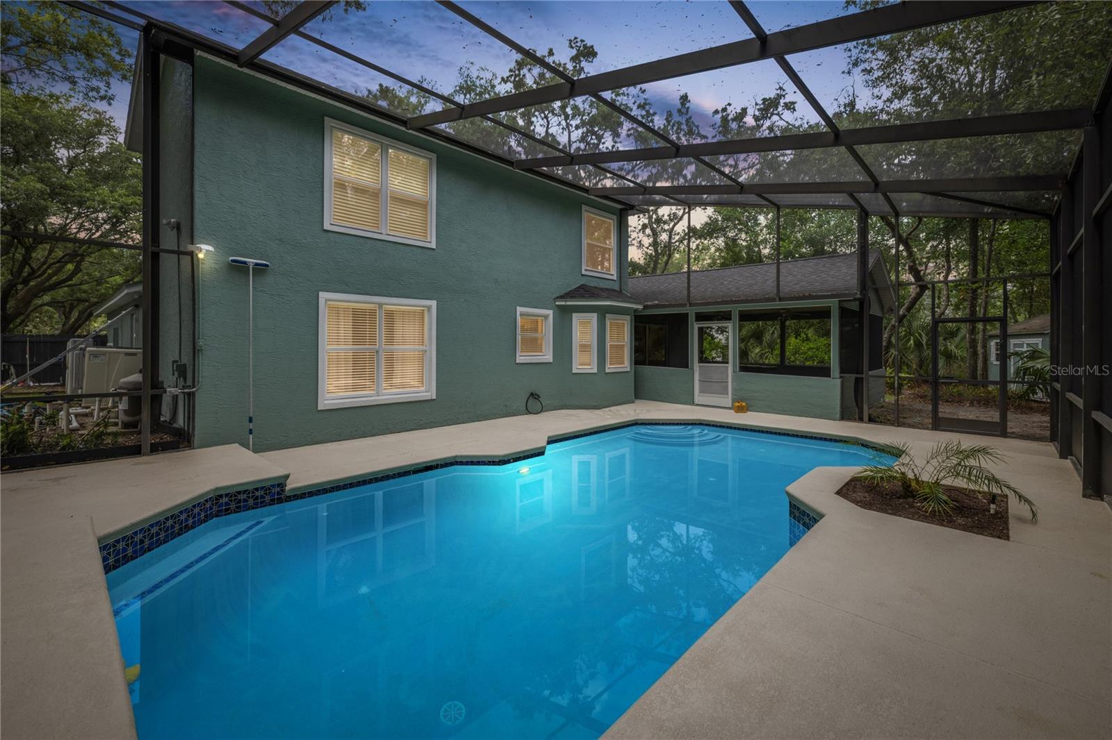 Image 42 of 48 For 1154 Deer Lake Circle