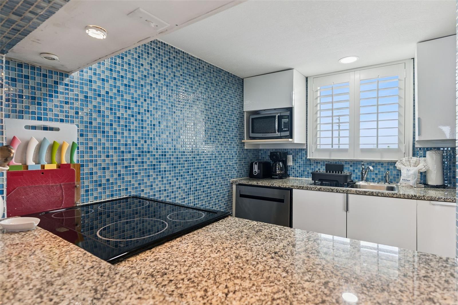 Image 17 of 60 For 935 Ocean Shore Boulevard 3020