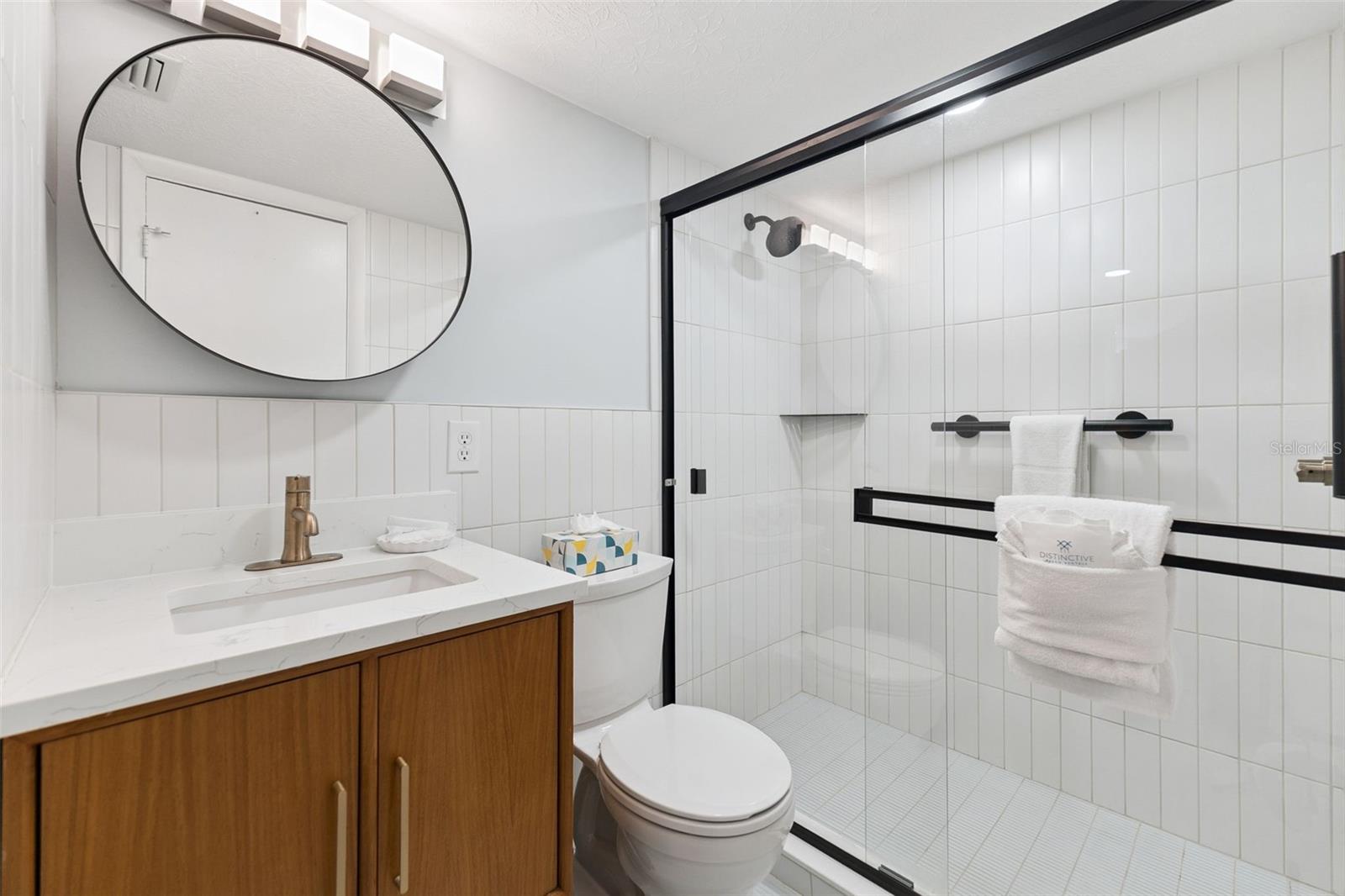 Image 29 of 60 For 935 Ocean Shore Boulevard 3020