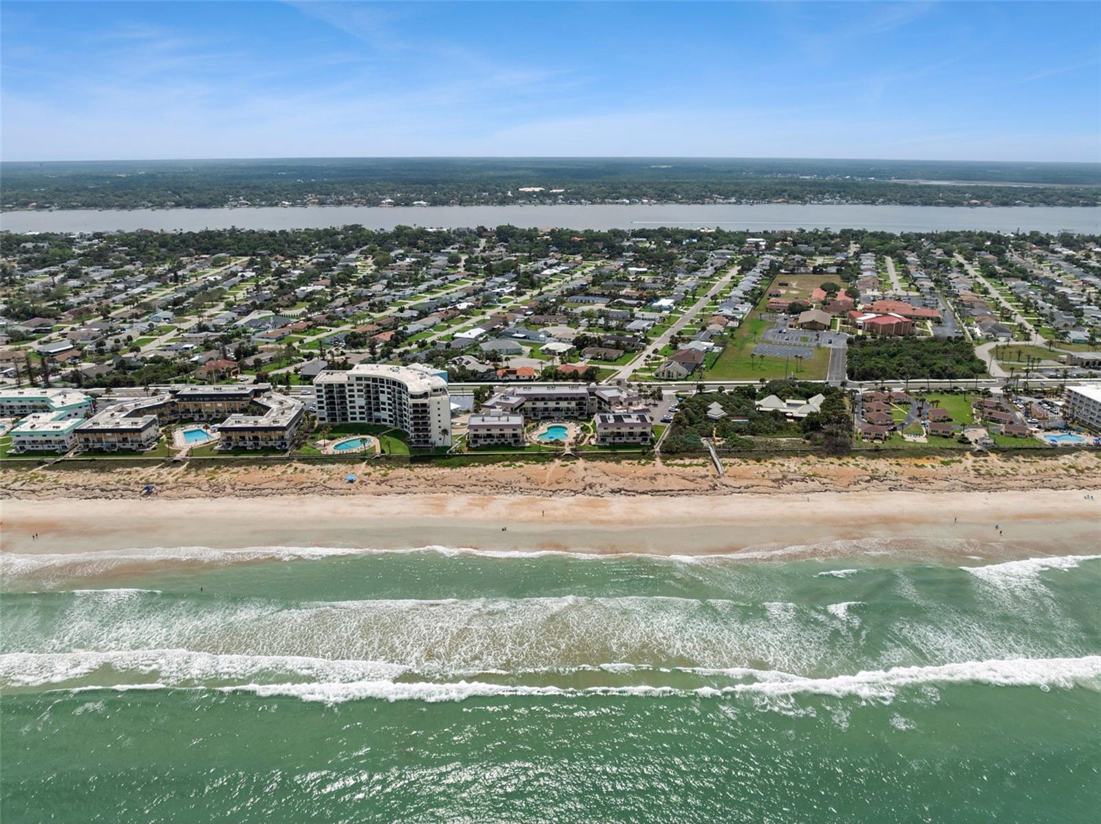 Image 53 of 60 For 935 Ocean Shore Boulevard 3020
