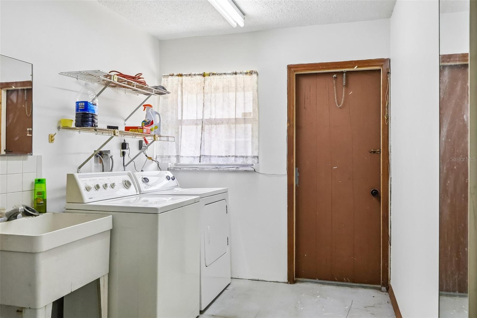 Image 19 of 38 For 4355 Watermill Avenue