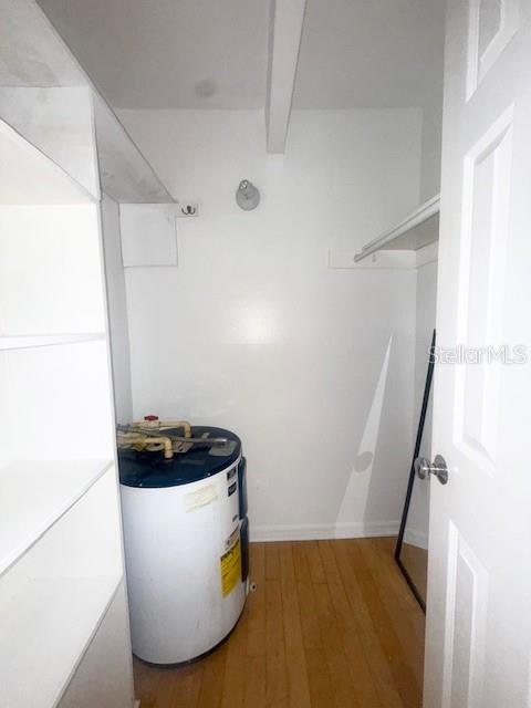 Image 14 of 26 For 1523 Catherine Street 18