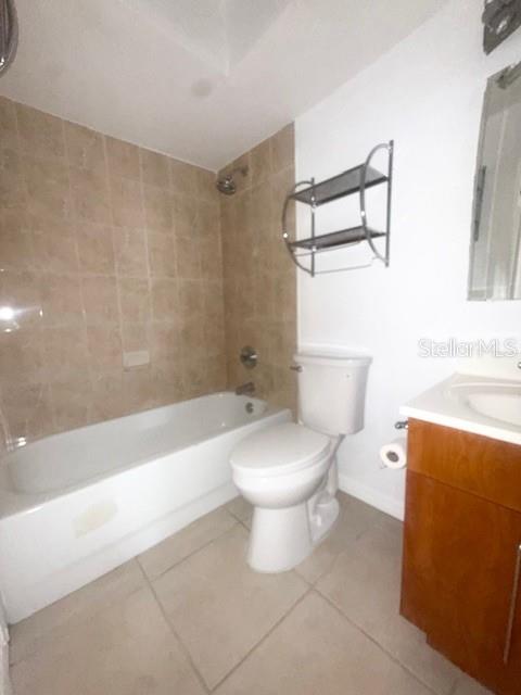 Image 8 of 26 For 1523 Catherine Street 18