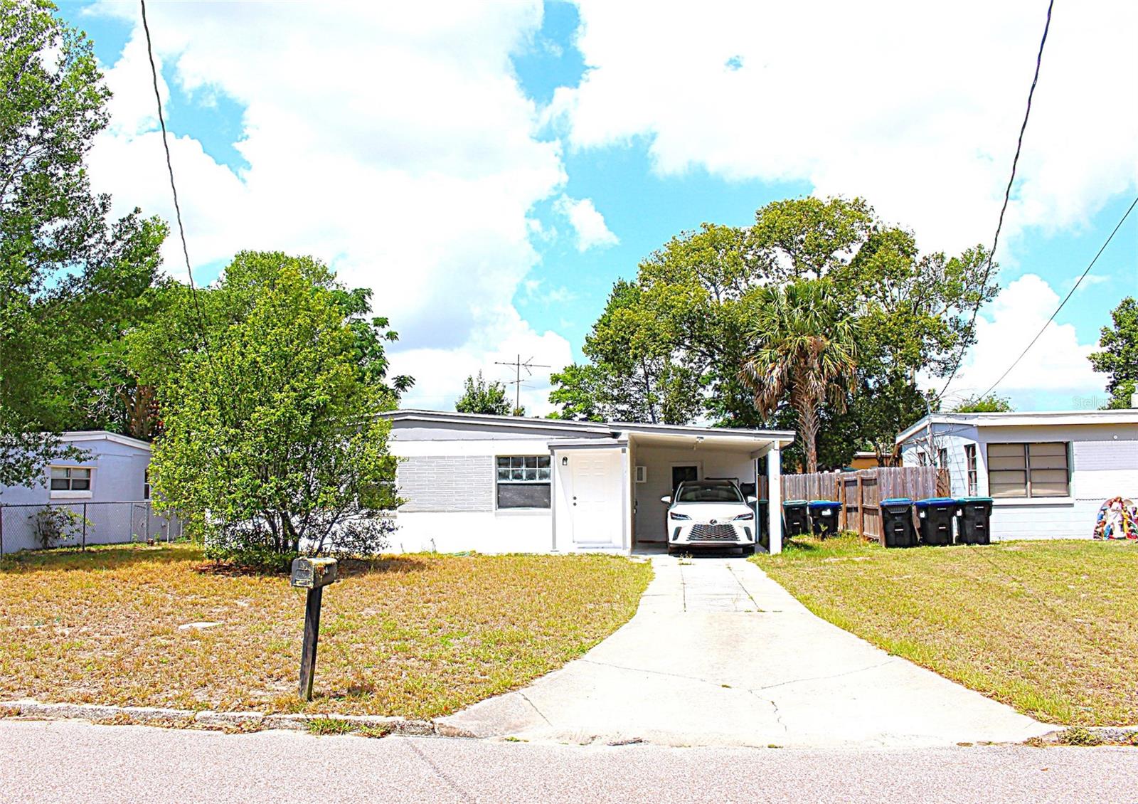 Details for 520 Hacienda Court, ORLANDO, FL 32809
