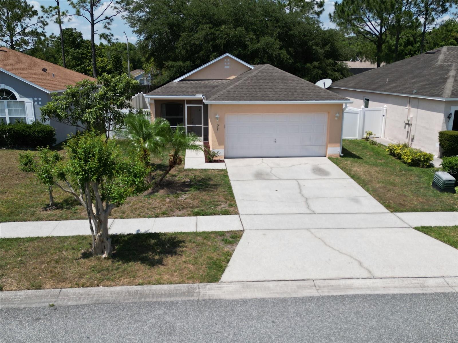 Image 2 of 14 For 526 Pointe Allyson Way