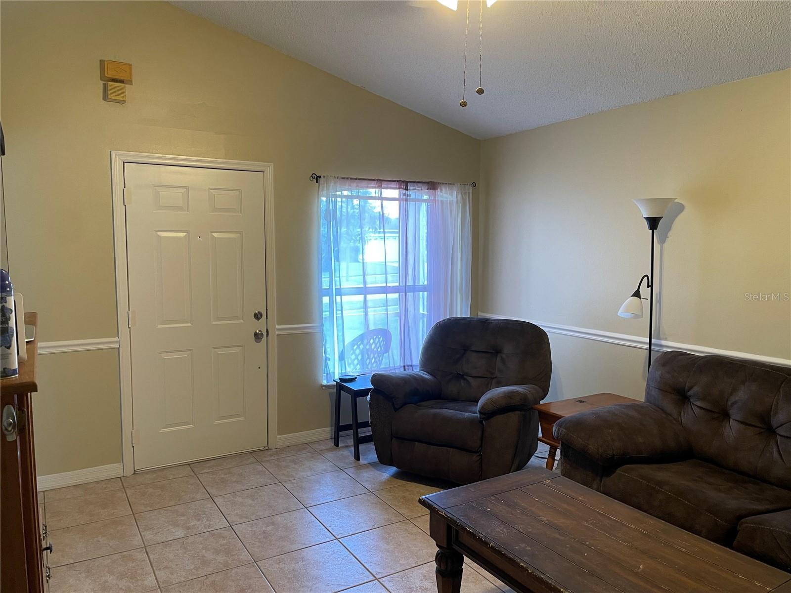 Image 4 of 14 For 526 Pointe Allyson Way