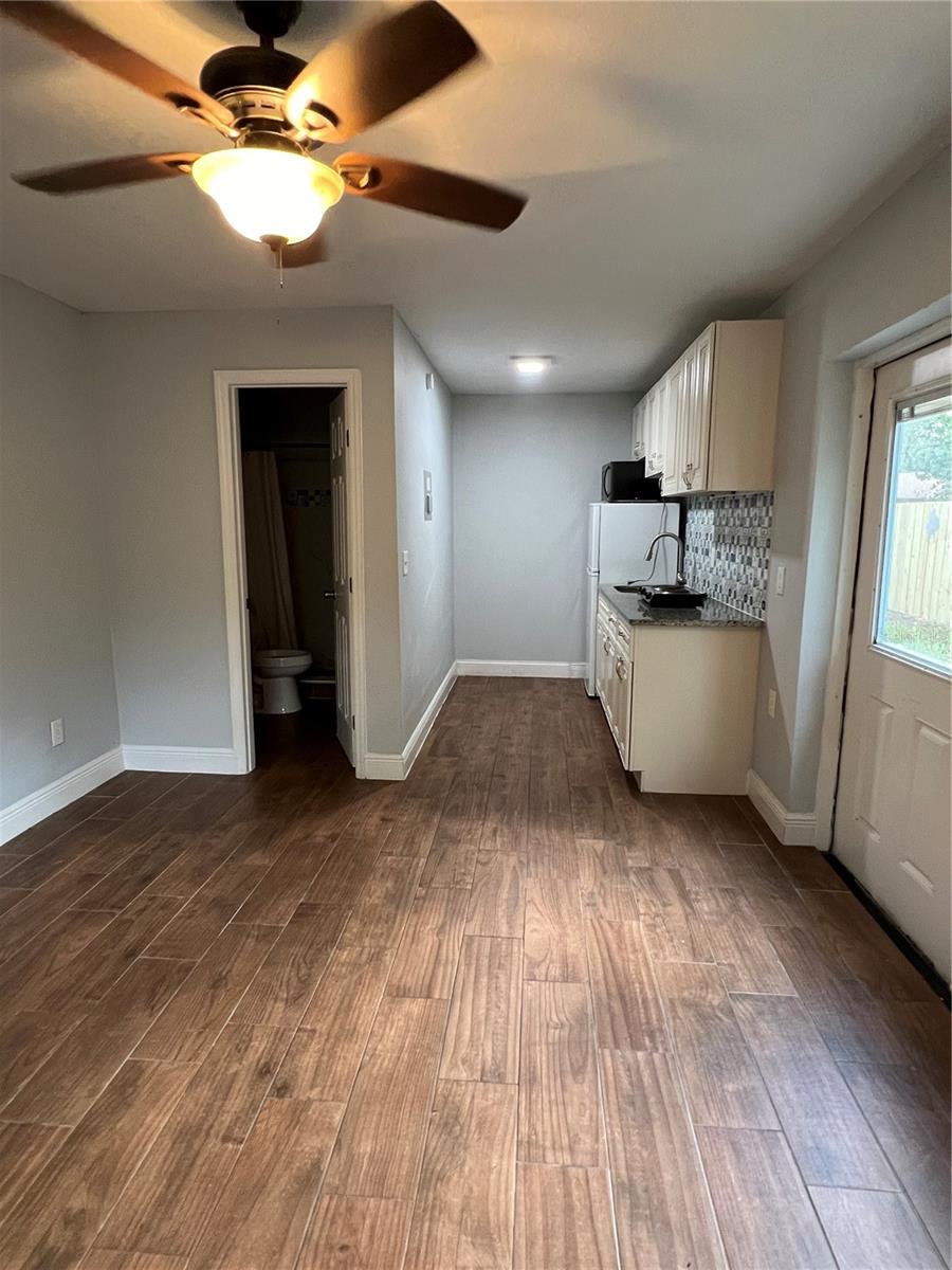 Image 4 of 9 For 899 Rich Drive 2
