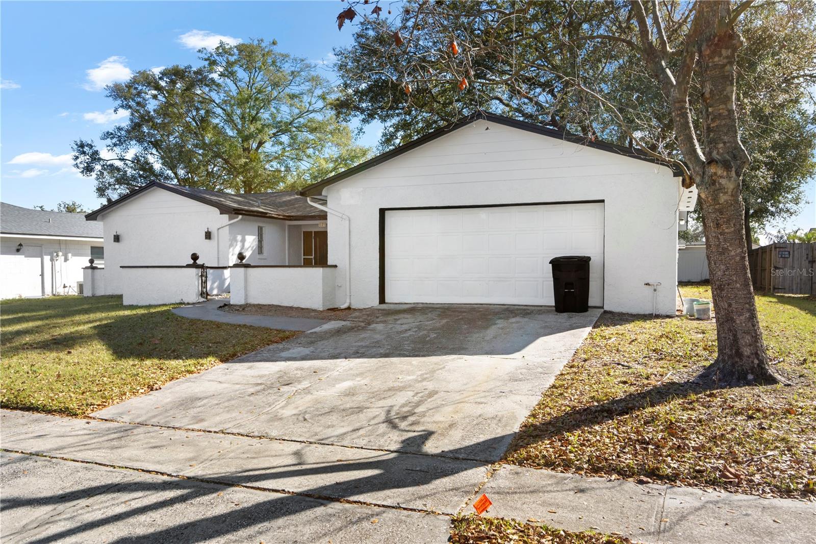Image 2 of 17 For 621 Ashberry Lane