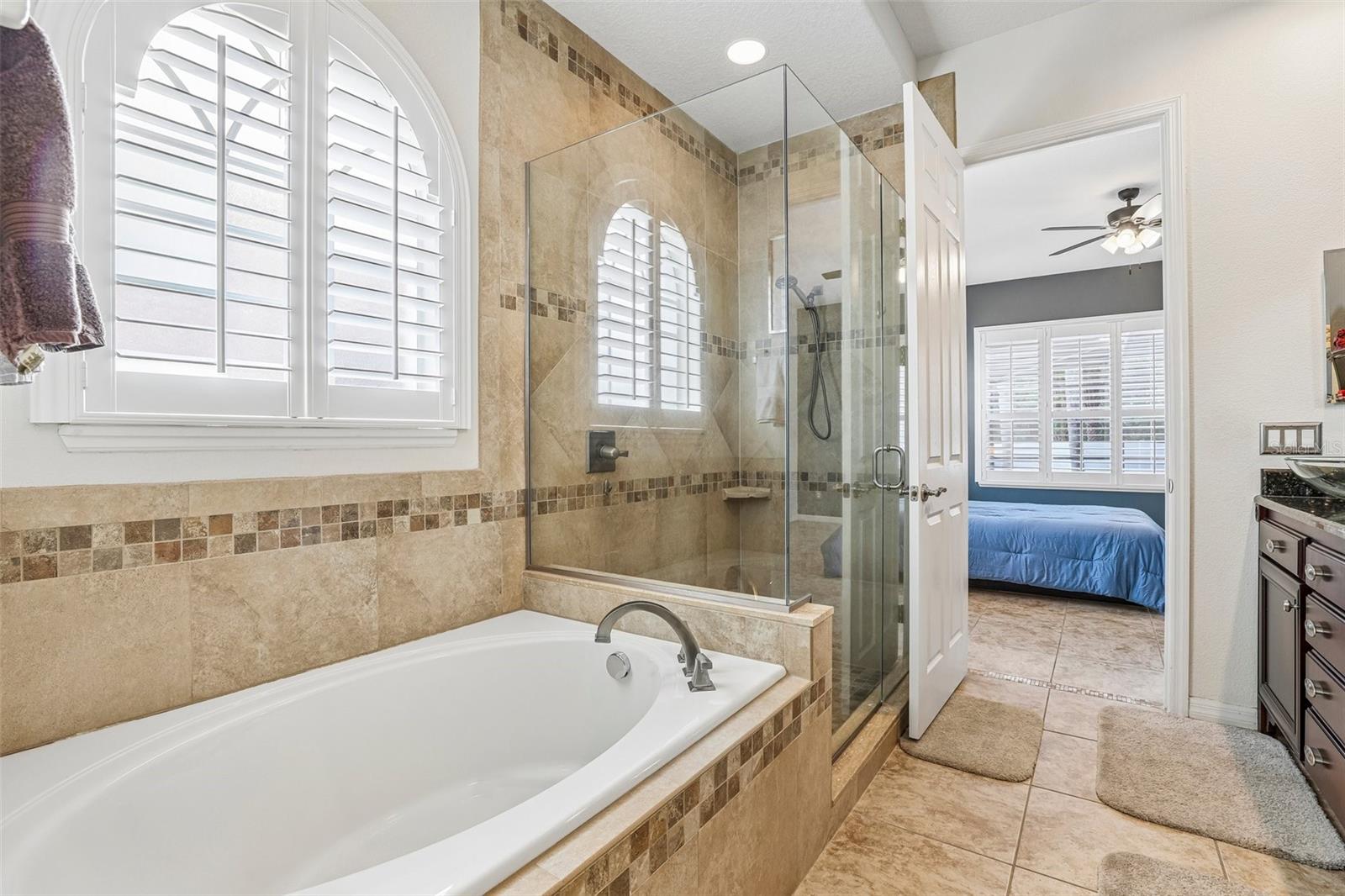 Image 17 of 48 For 907 Spring Oak Circle