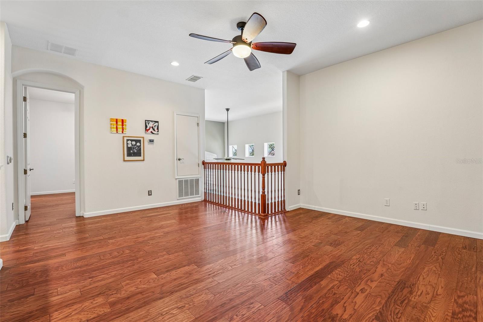 Image 21 of 48 For 907 Spring Oak Circle
