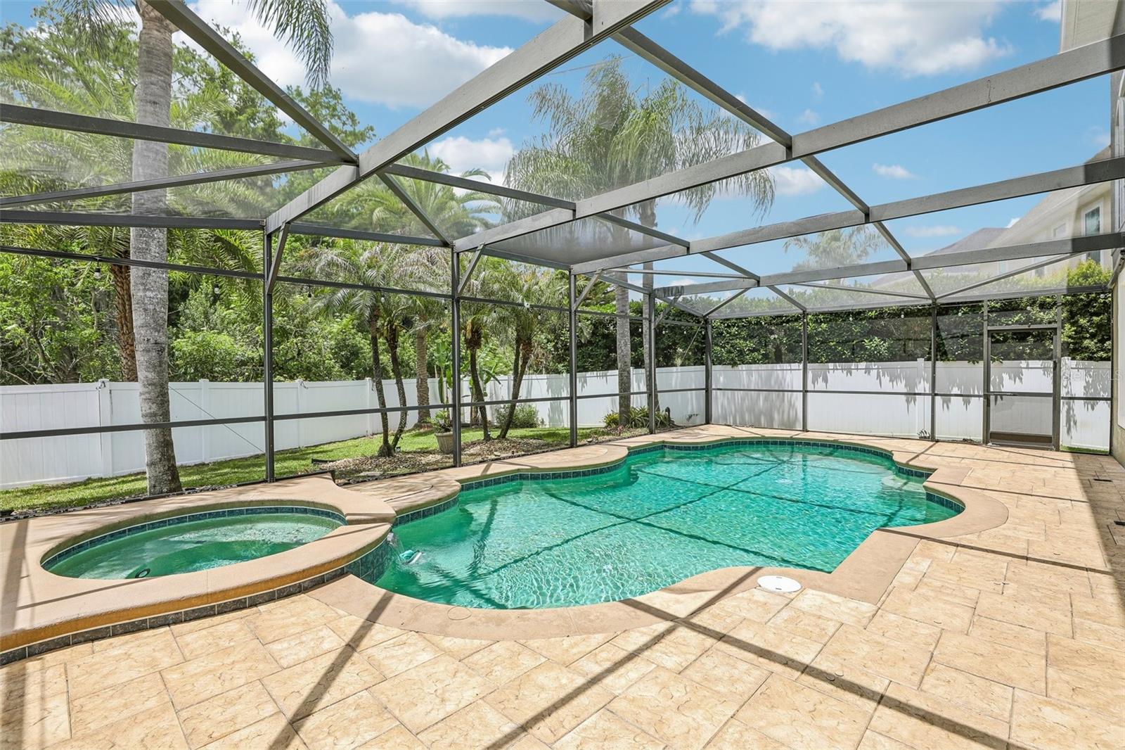 Image 4 of 48 For 907 Spring Oak Circle