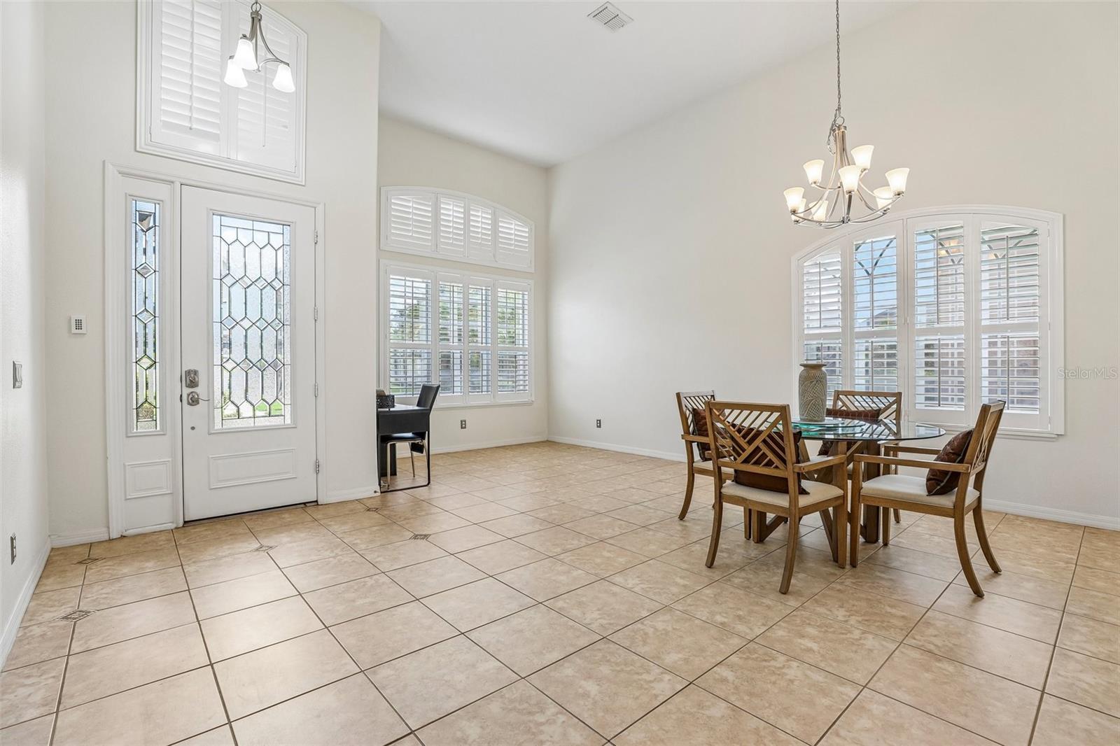 Image 5 of 48 For 907 Spring Oak Circle