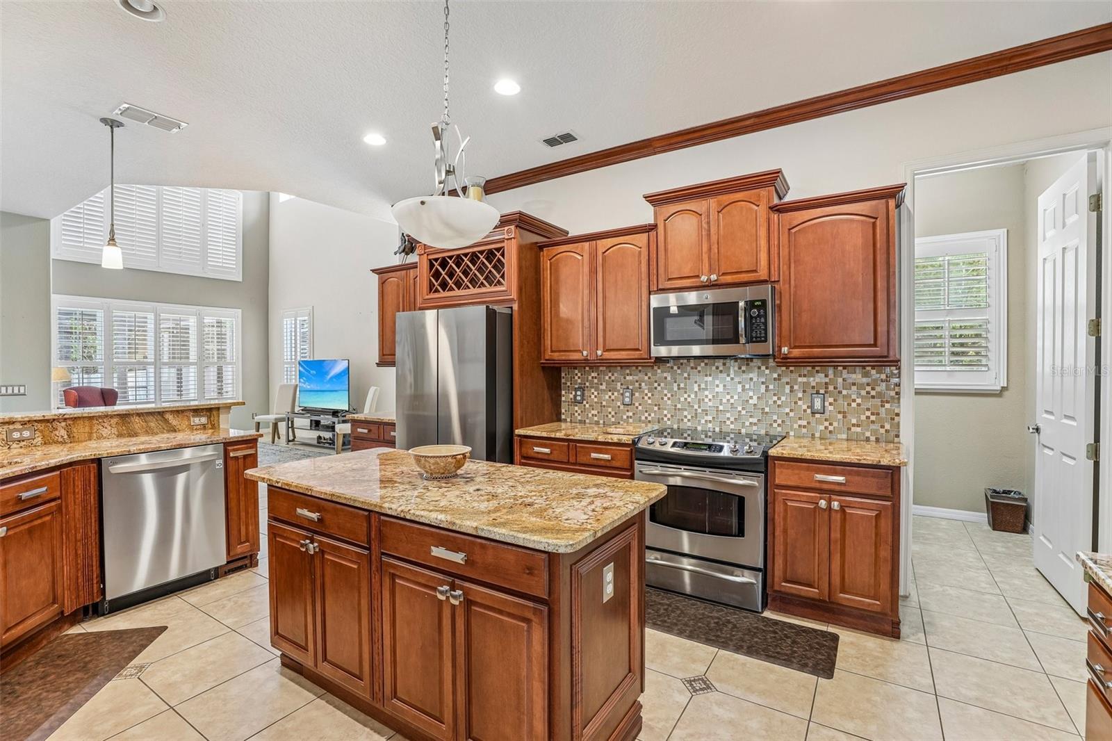 Image 7 of 48 For 907 Spring Oak Circle