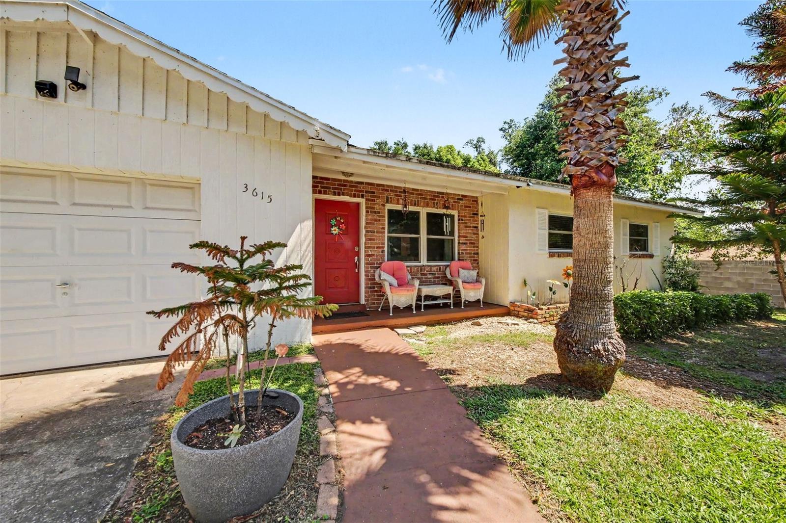Image 3 of 18 For 3615 Palm Avenue