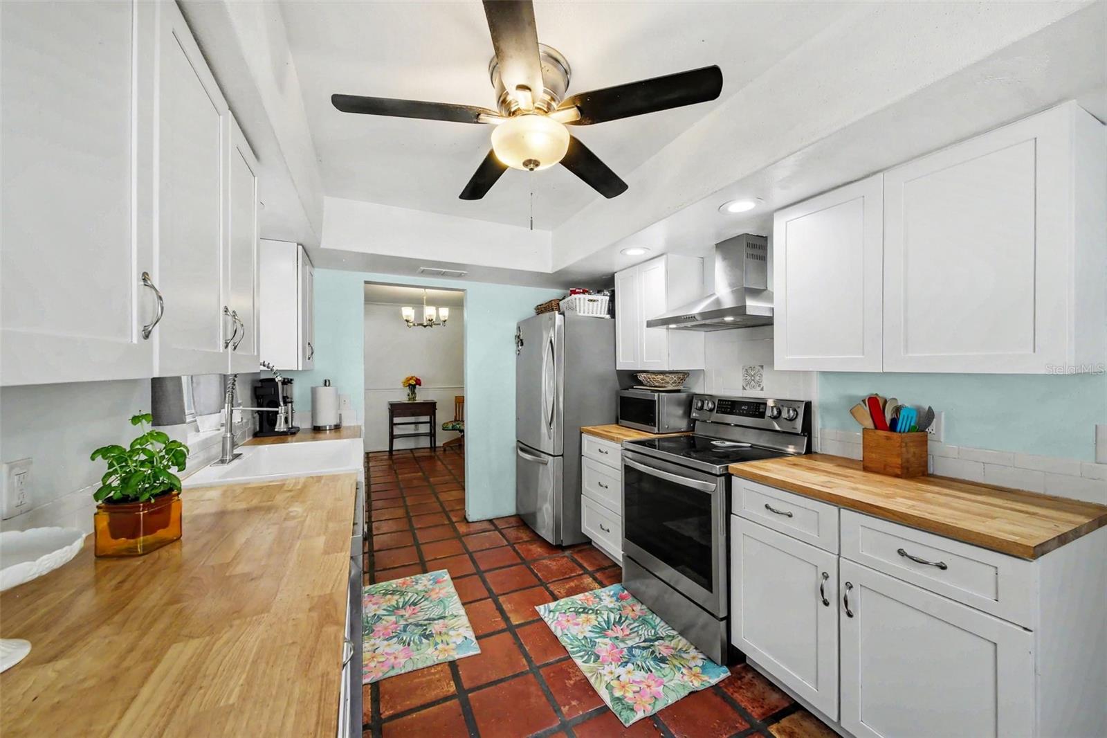 Image 9 of 18 For 3615 Palm Avenue