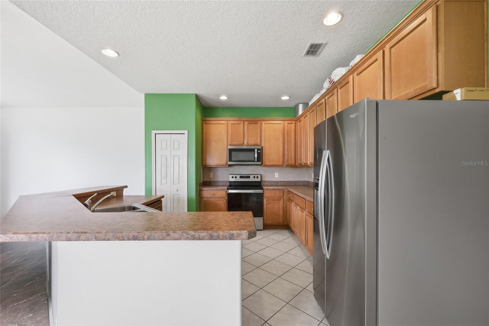 Image 10 of 32 For 208 Corvina Drive
