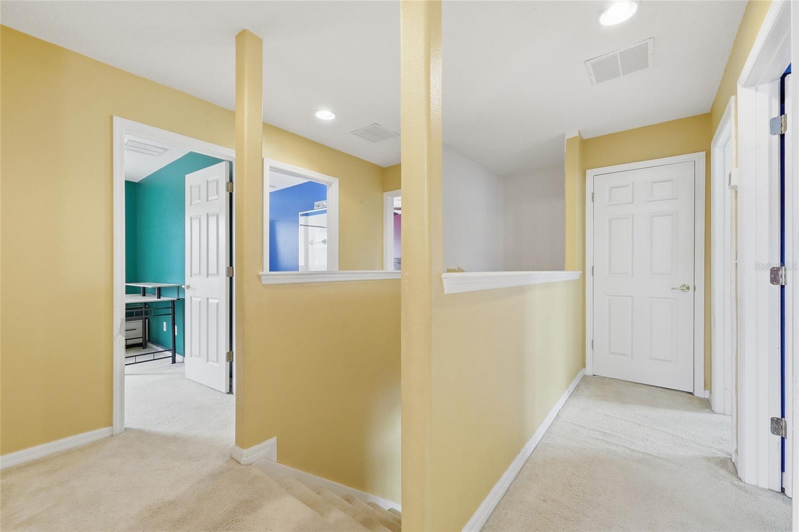 Image 15 of 32 For 208 Corvina Drive