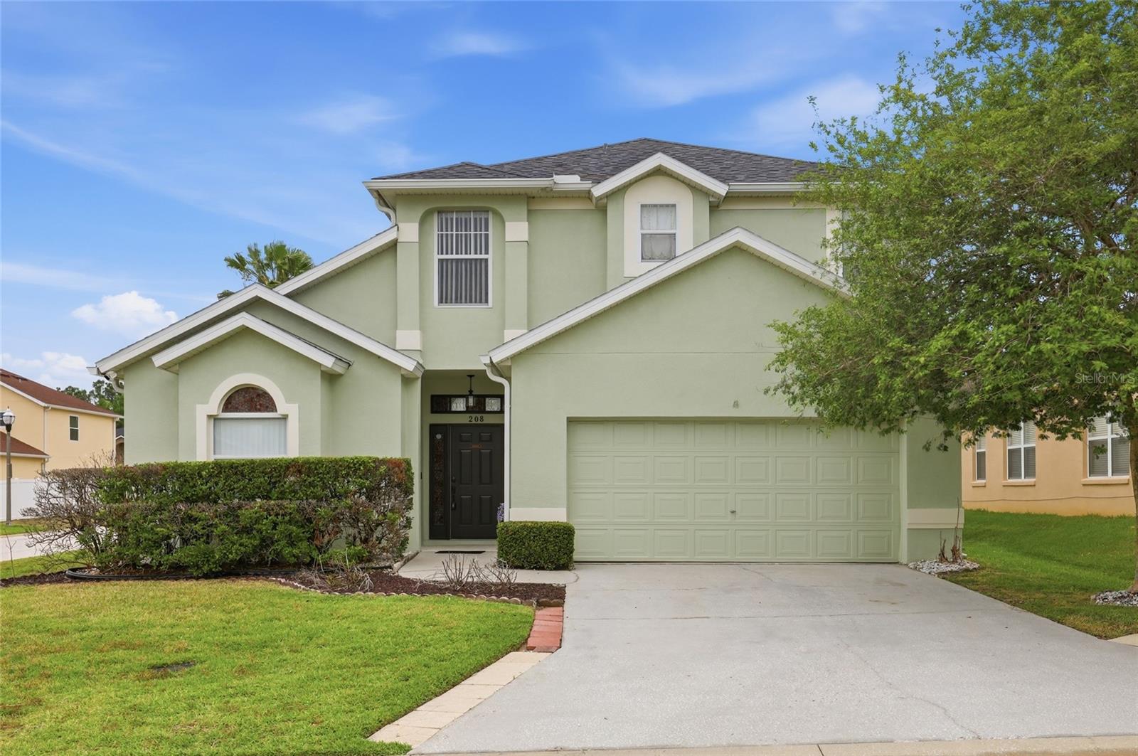Image 2 of 32 For 208 Corvina Drive