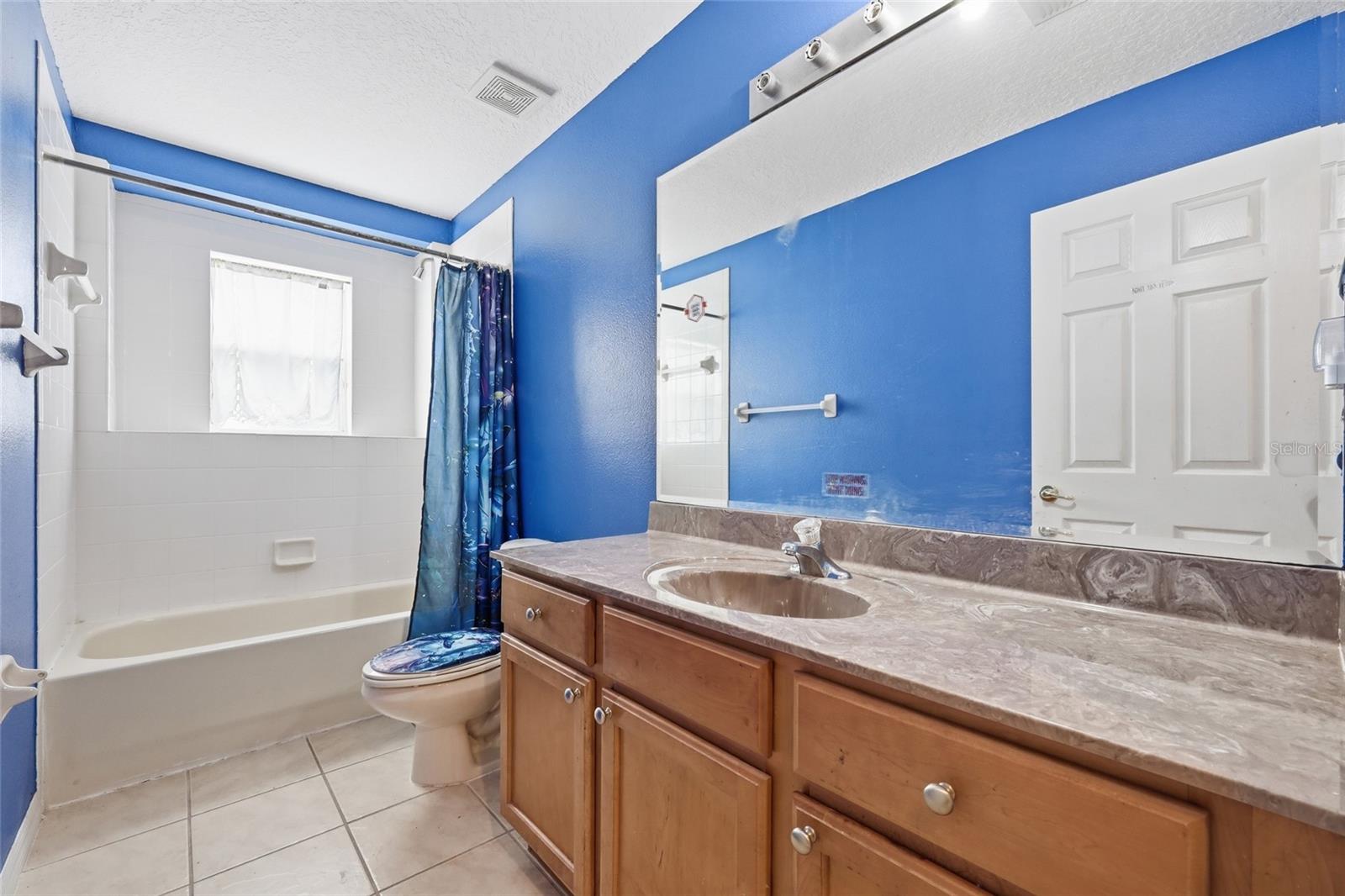 Image 23 of 32 For 208 Corvina Drive