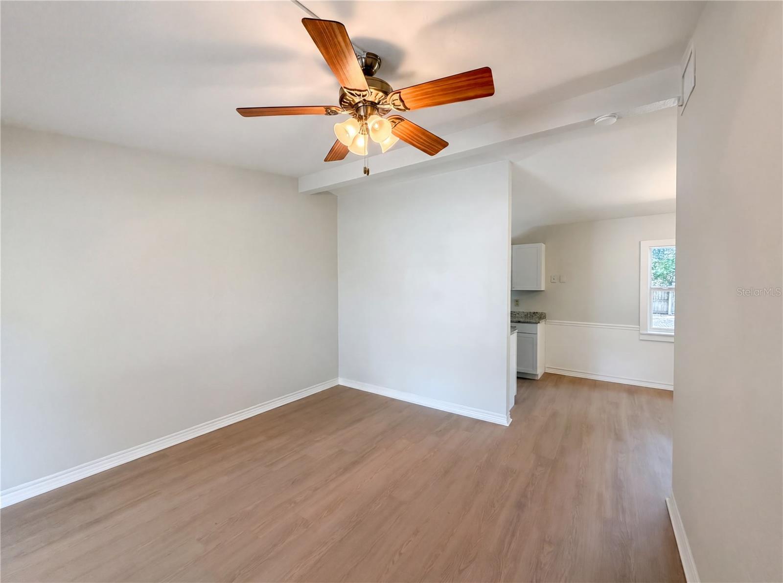 Image 8 of 20 For 4616 Robbins Avenue