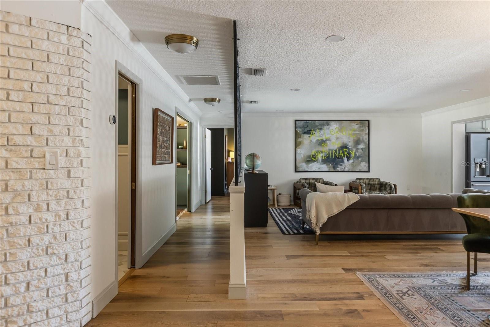 Image 12 of 66 For 4072 Summerwood Avenue