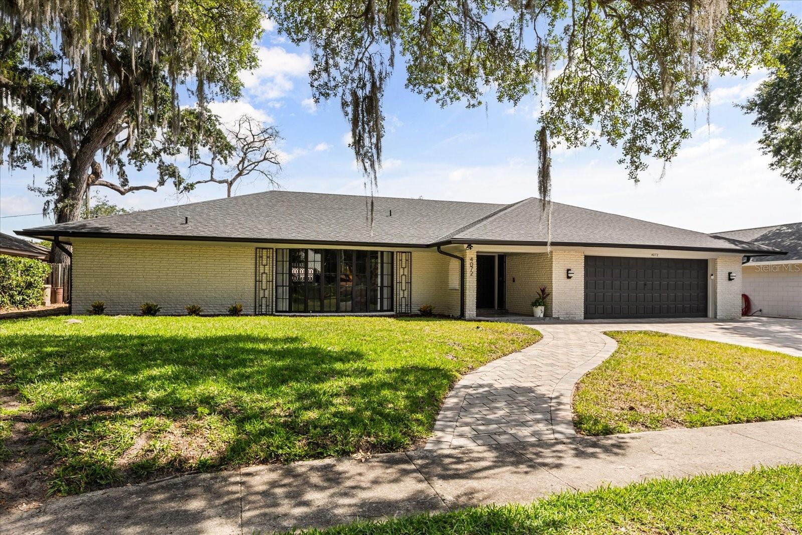 Image 4 of 66 For 4072 Summerwood Avenue