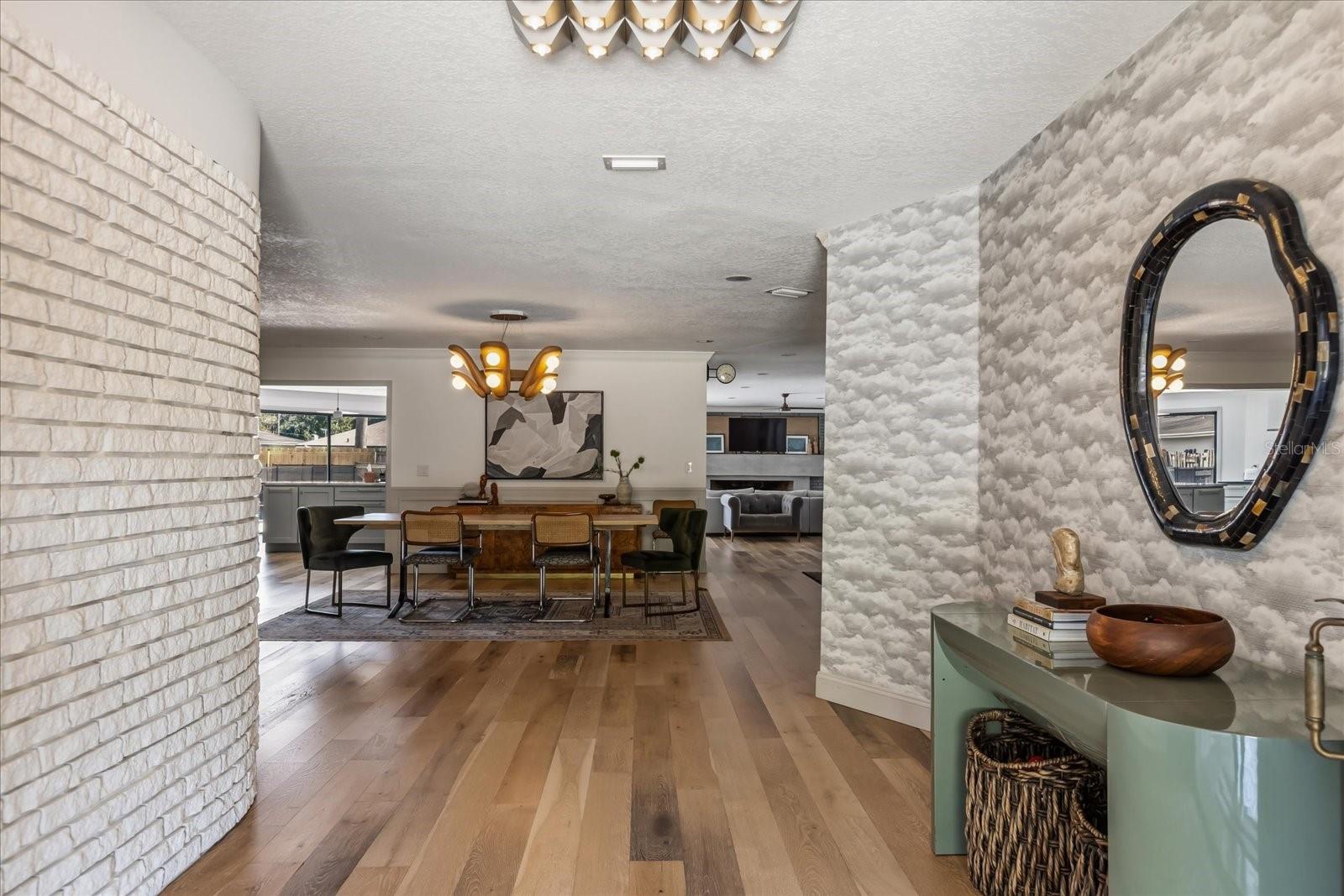 Image 9 of 66 For 4072 Summerwood Avenue