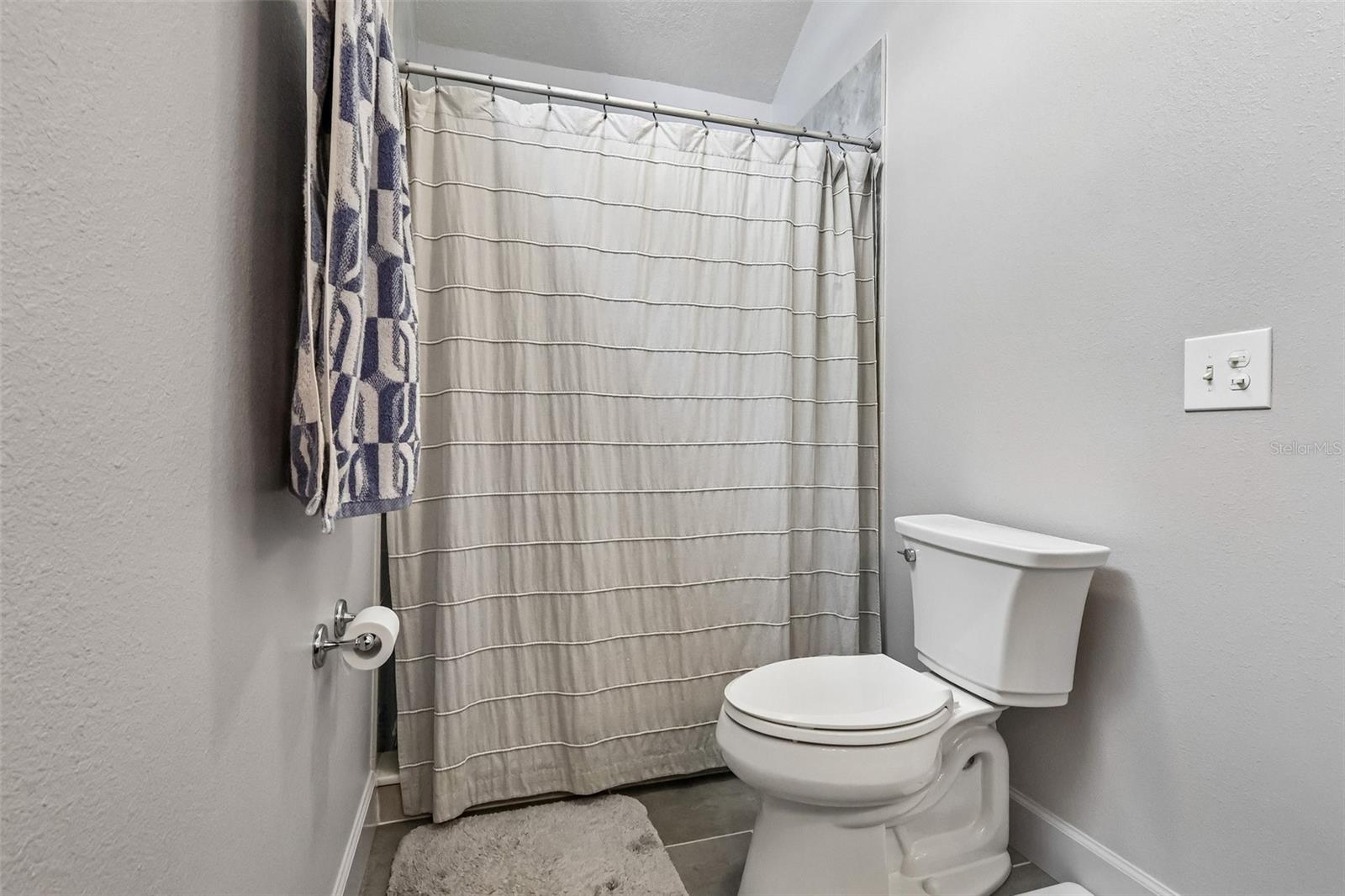 Image 20 of 34 For 3613 Stonehaven Court