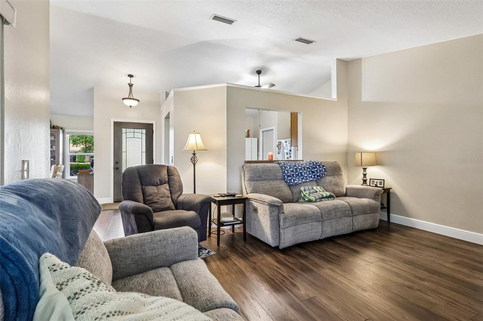 Image 6 of 34 For 3613 Stonehaven Court