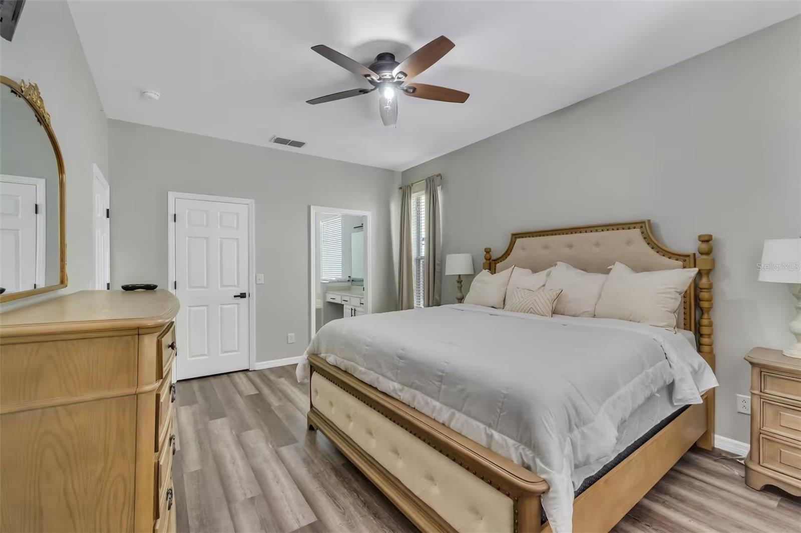 Image 17 of 28 For 2801 Lido Key Court