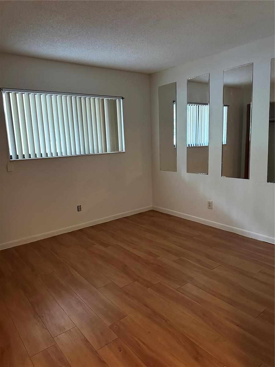 Image 5 of 10 For 205 Palmetto Avenue 102