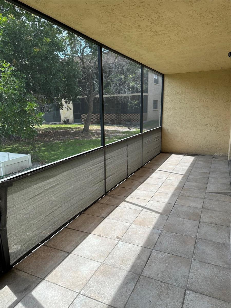 Image 8 of 10 For 205 Palmetto Avenue 102