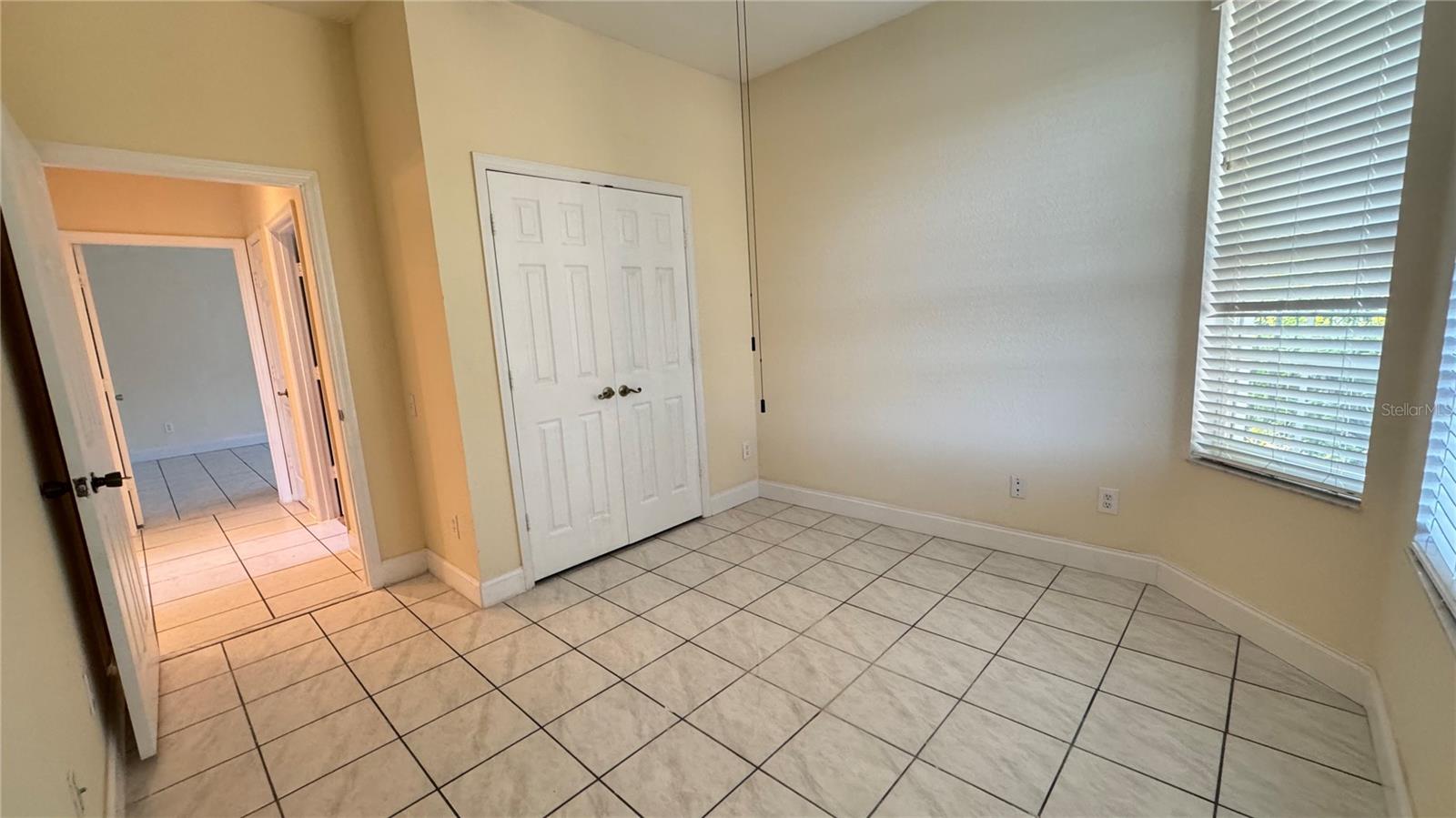Image 21 of 33 For 7123 Yacht Basin Avenue 312