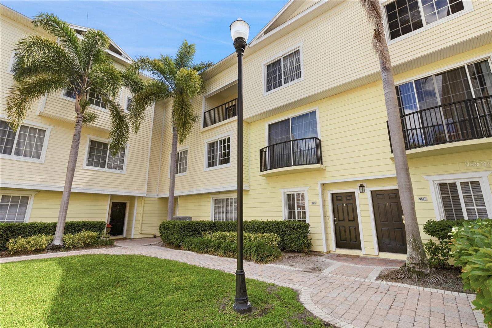 Details for 9875 Meadow Field Circle, TAMPA, FL 33626